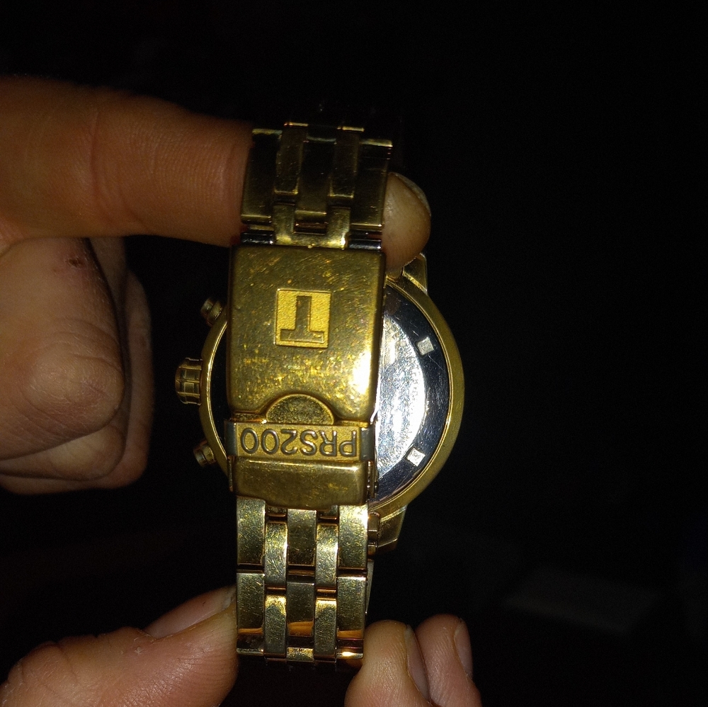 Watch - Picture 2 of 3